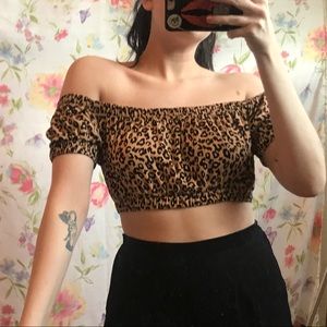 Leopard crop top